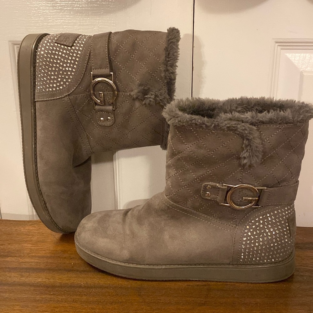 Guess Women’s Winter Boots Size 8 1/2 M